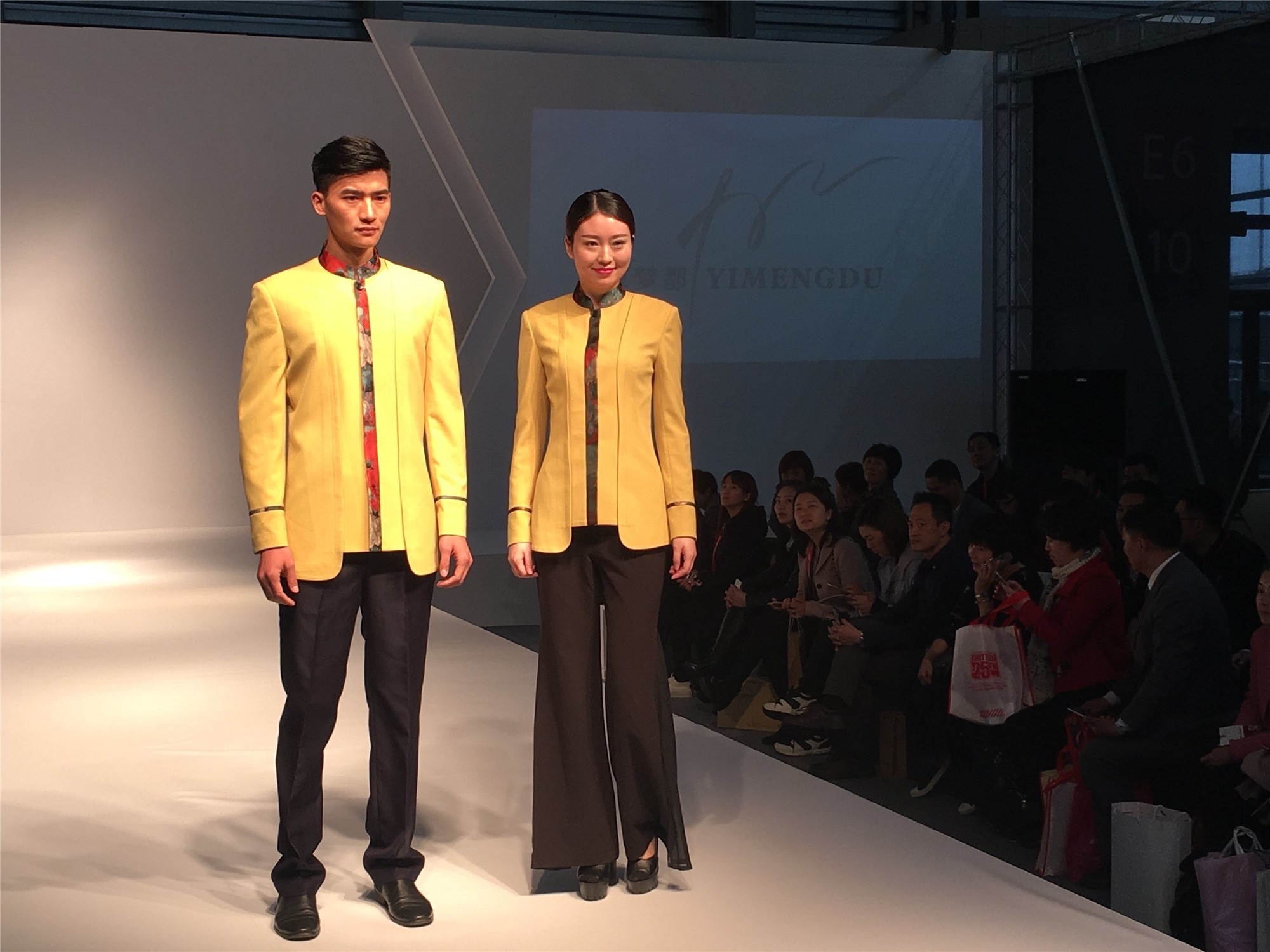 餐廳工作服會給餐廳帶來什么？